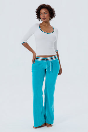 Cotton V-Neck Quarter Sleeve